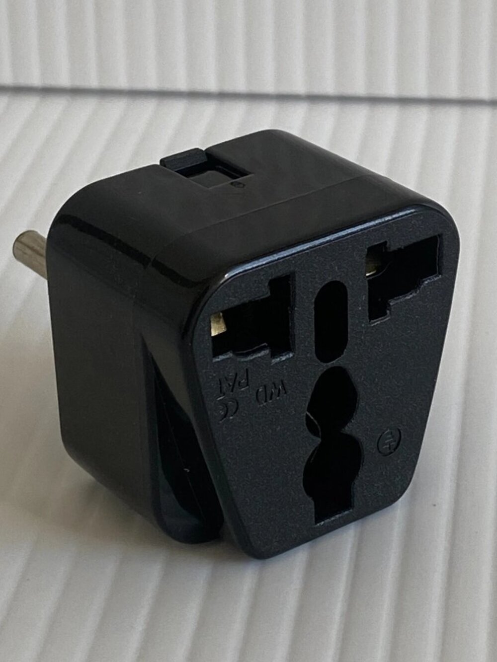 International Plug Adapter 3 Prong - Black